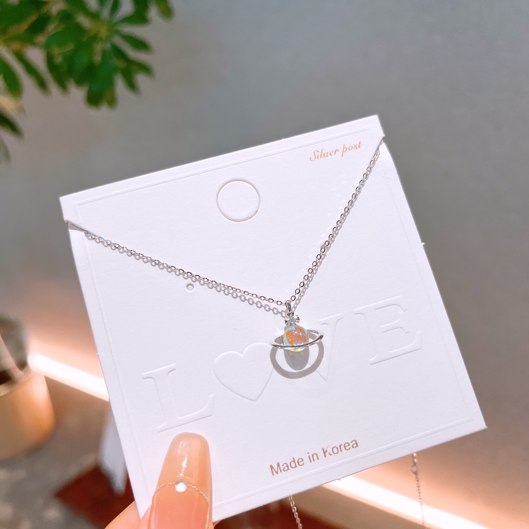 Hochglanzpoliertes Silber Kette Intellektuell Neujahr Gold