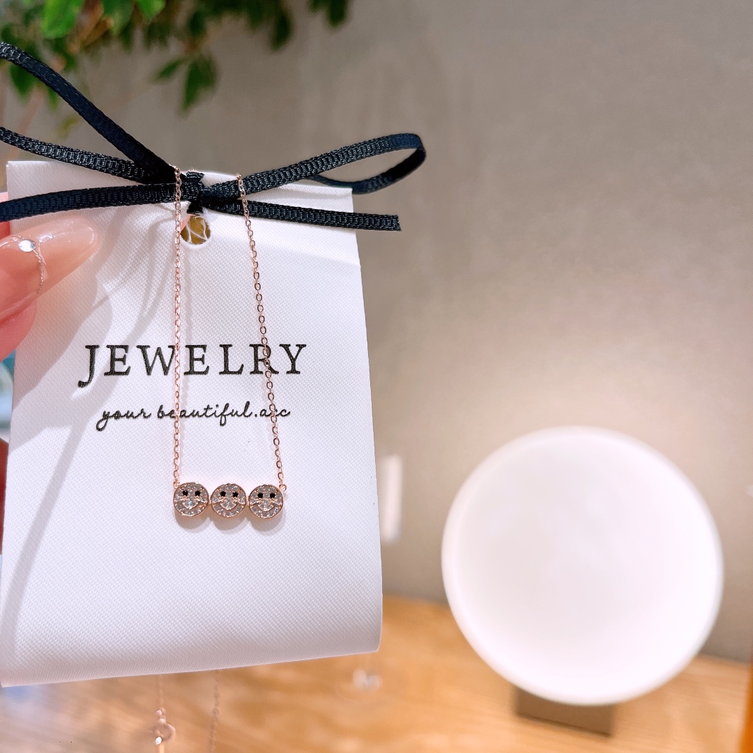 優しい高品質シルバーネックレスゴールド 母の誕生日