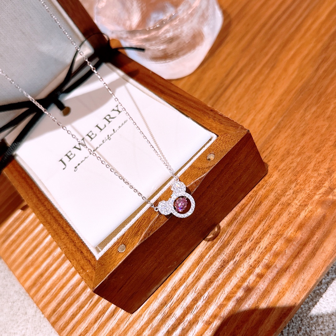 シック925シルバーモアッサナイトネックレスゴールド 先生の日