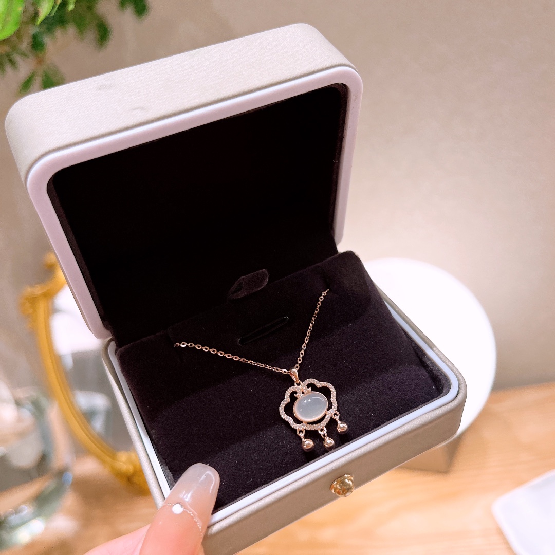 精巧高品質シルバーネックレスゴールド バレンタインデー