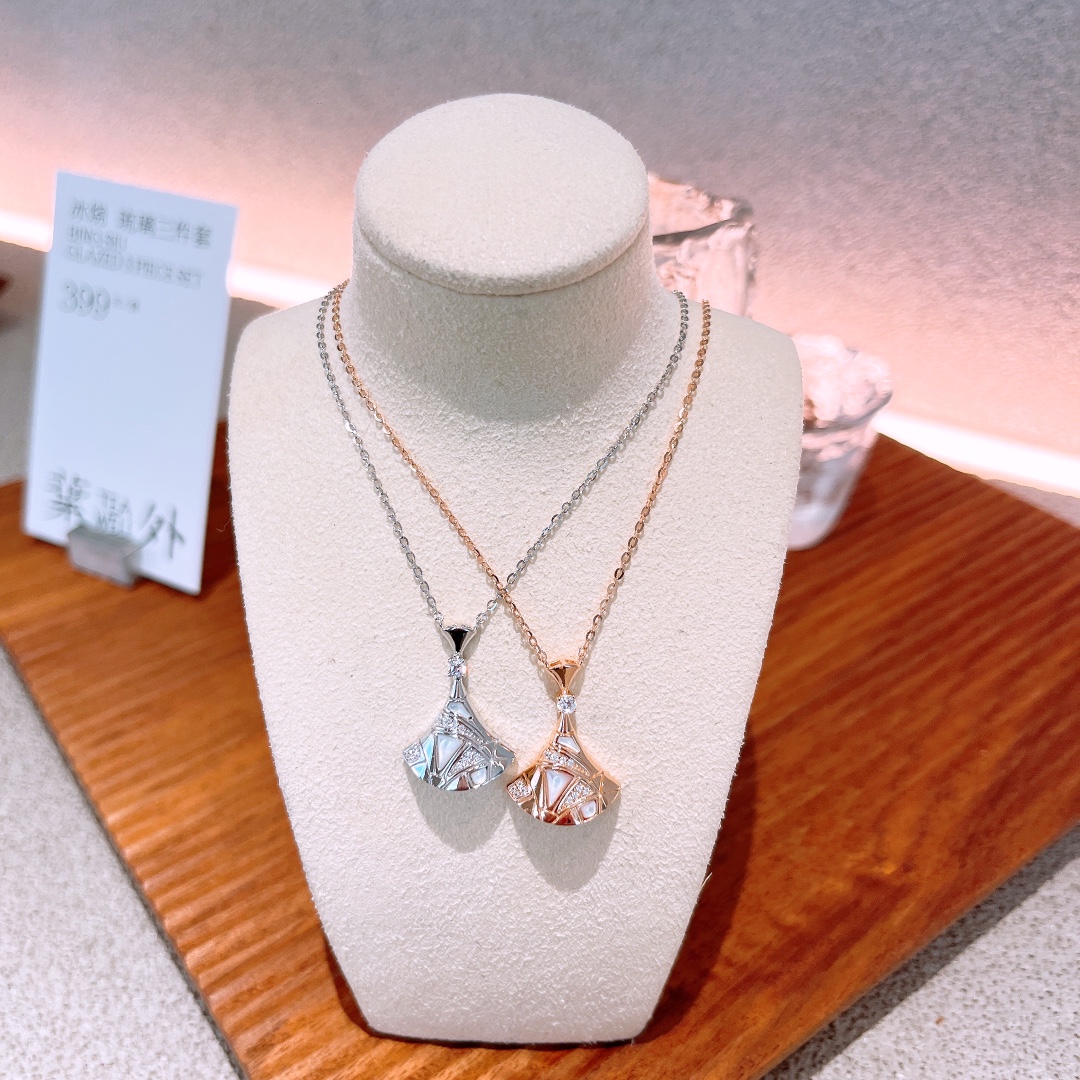 清純アレルギー対応シルバーネックレスシルバー 誕生日