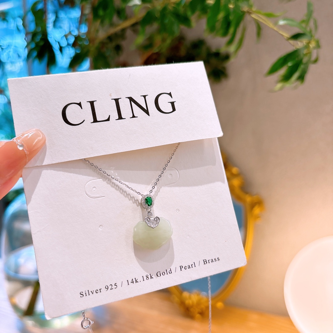 Fine Silver Hetian Jade Necklace Gentle Wedding Gold