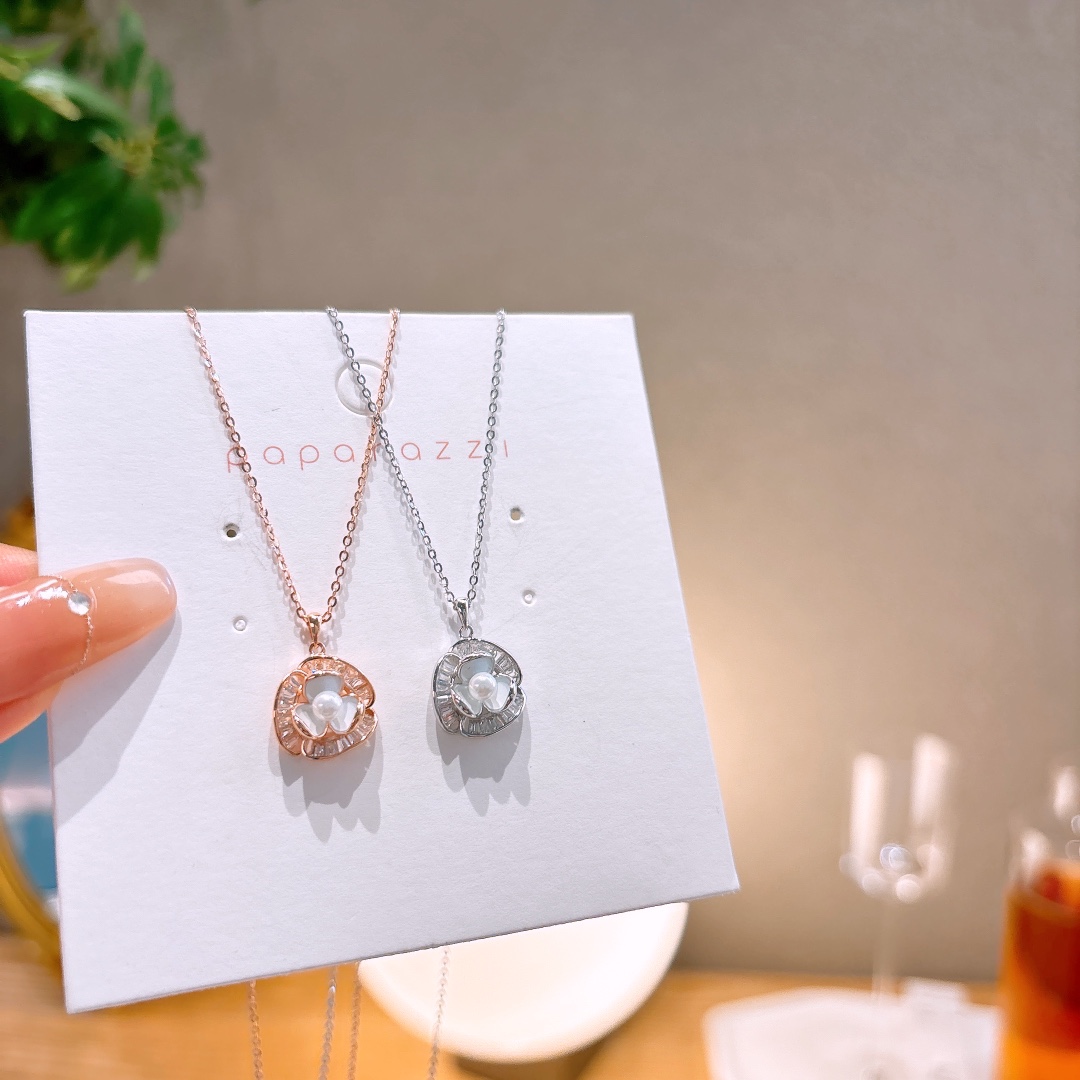 Low Allergy Silver Necklace Elegant Office Gold