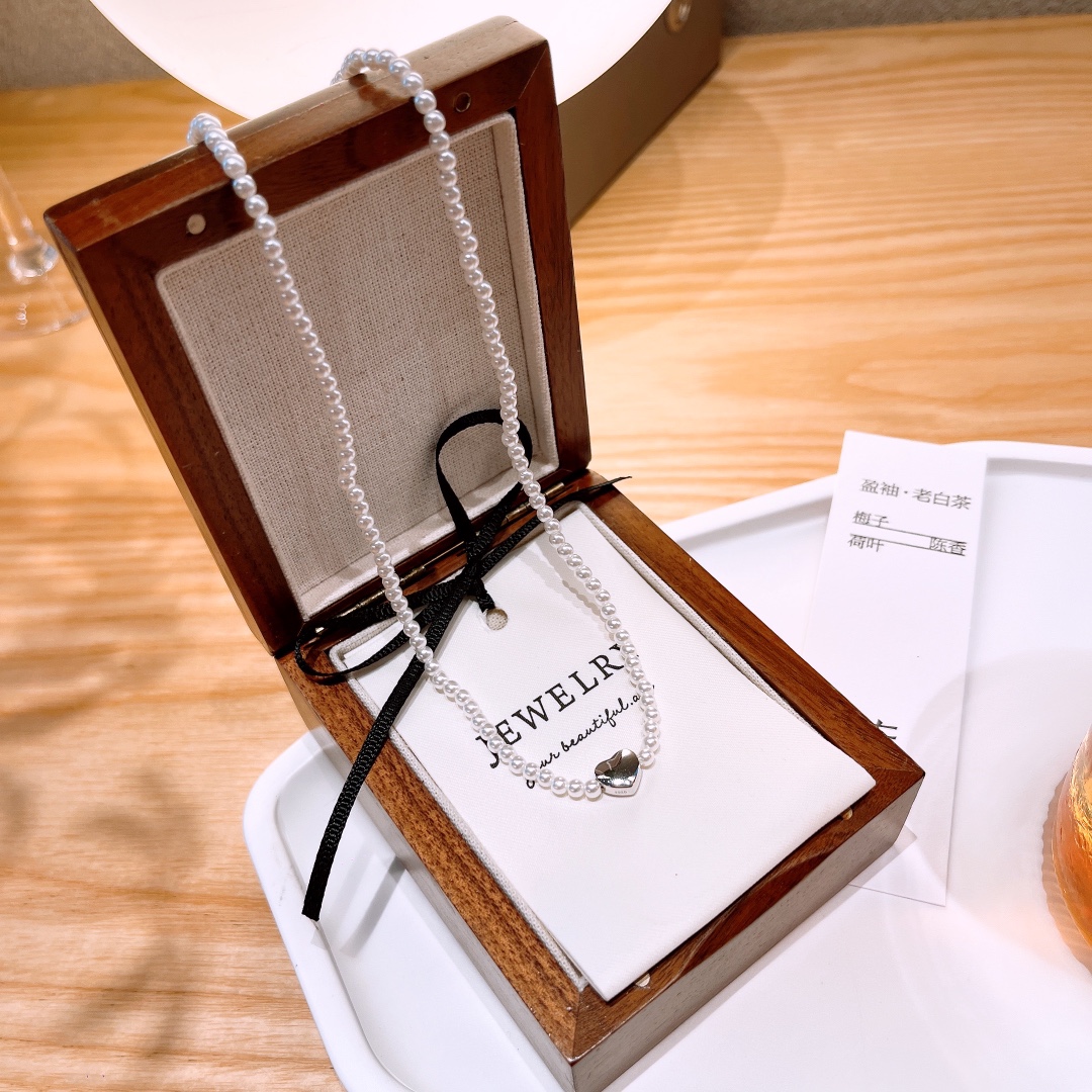 ミニマルアレルギー対応シルバーネックレスゴールド ギフト