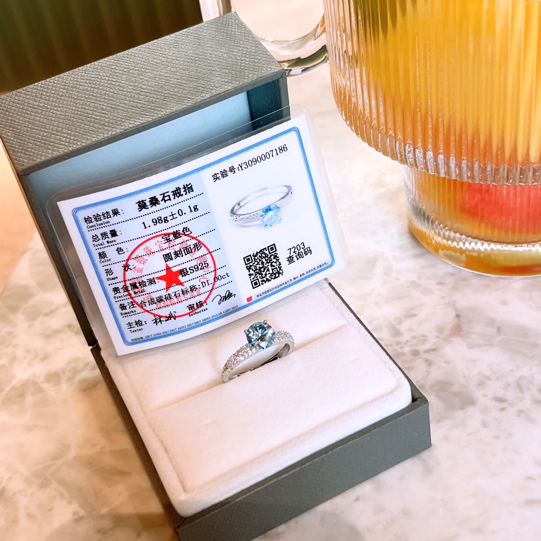 Feinsilber Moissanit Ring Mädchenhaft Neujahr Silber