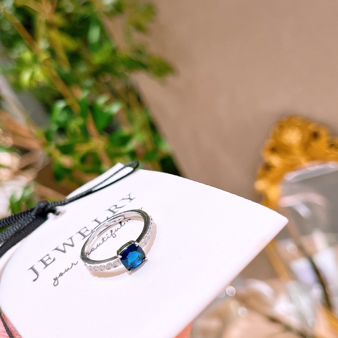 Fine Silver Ring Dainty Workplace Gold