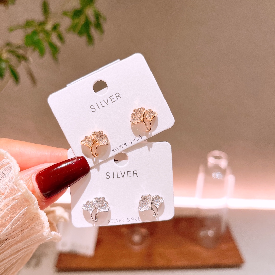 幻想的S925スターリングシルバーイヤリングゴールド 年次パーティー