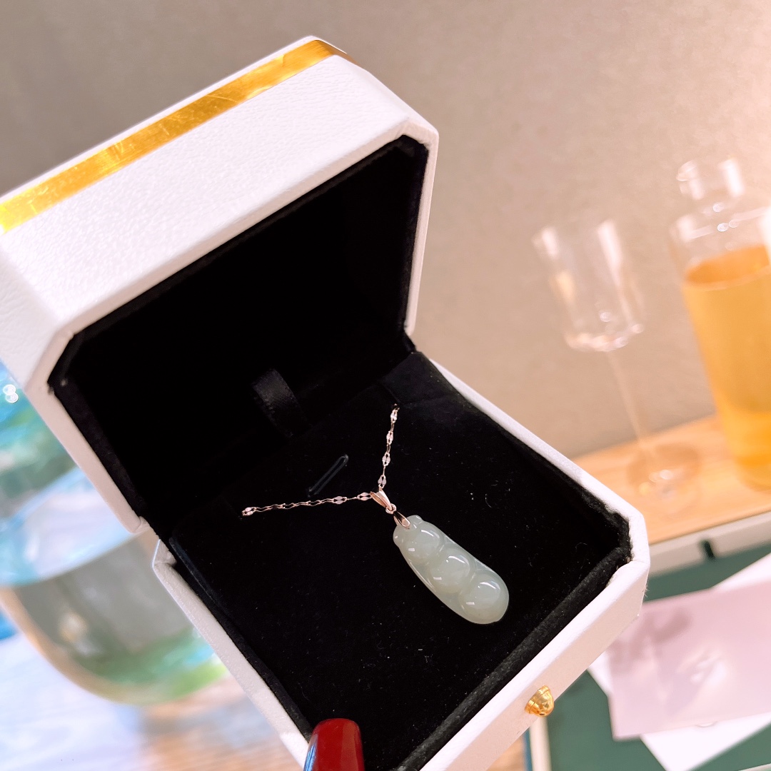 Solid Silver Hetian Jade Necklace Sweet & Cool Spring Festival Silver