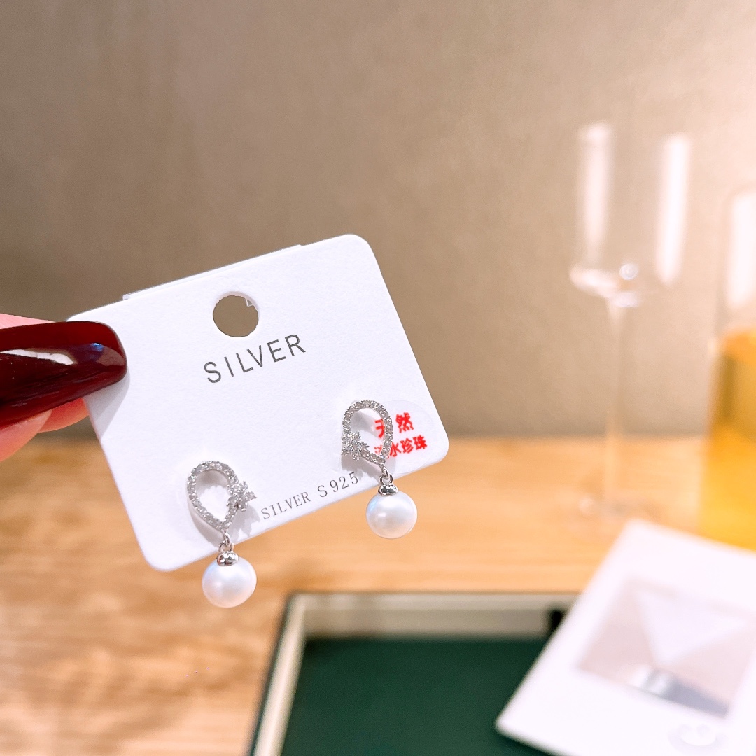 Nickel Free Silver Freshwater Pearl Studs Romantic Christmas Silver