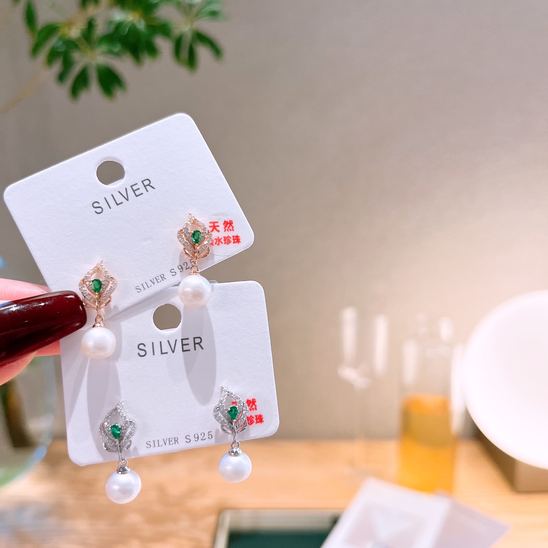 925 Silver Freshwater Pearl Studs Light Luxury Everyday Wear Gold