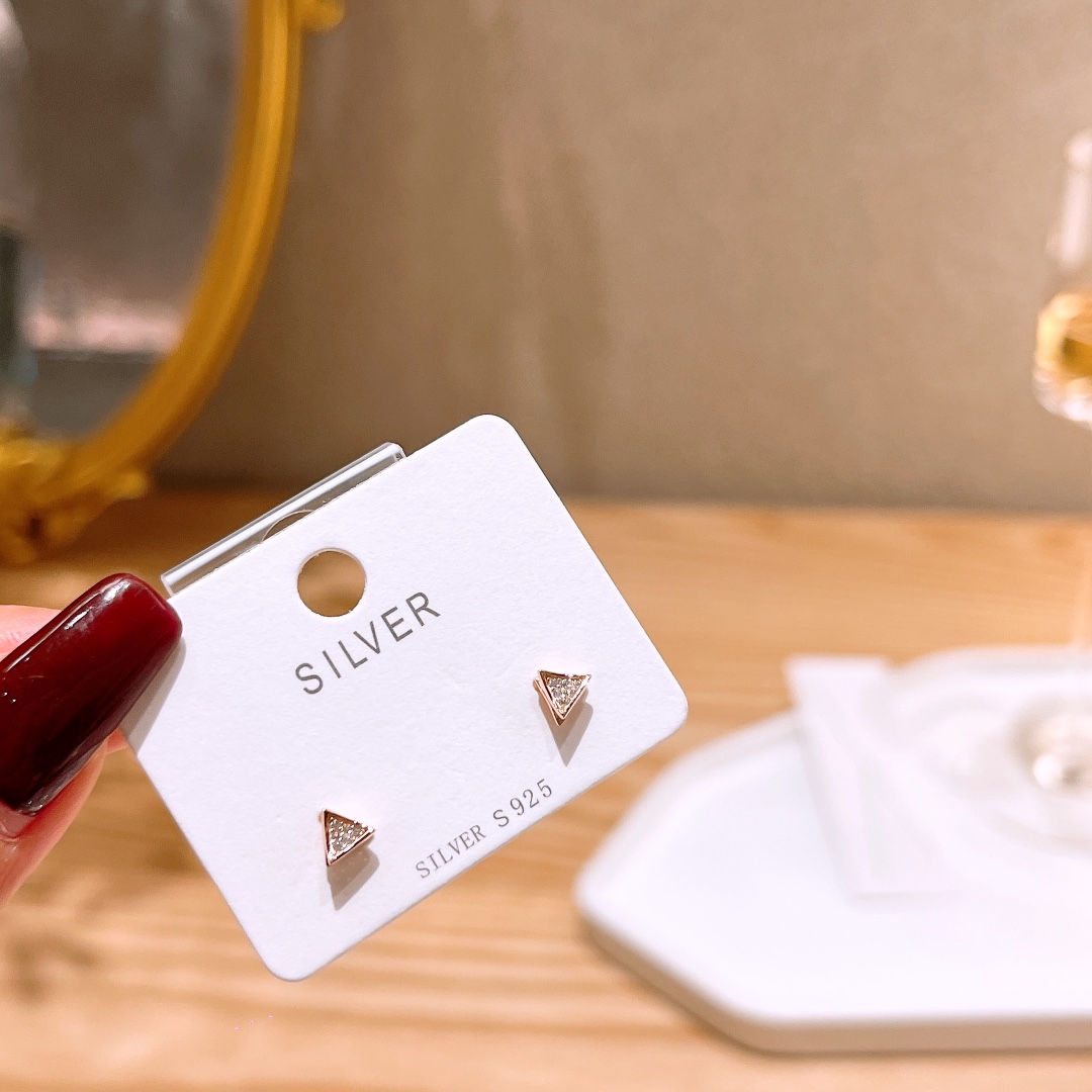 柔らかニッケル無添加銀イヤリングシルバー 旅行