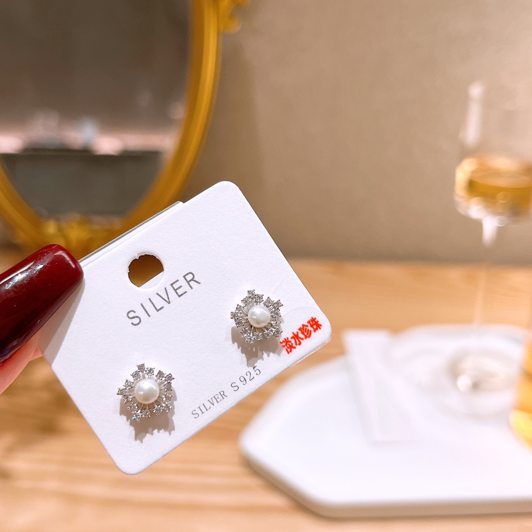 Hypoallergenic Silver Freshwater Pearl Studs Fresh Housewarming Gold