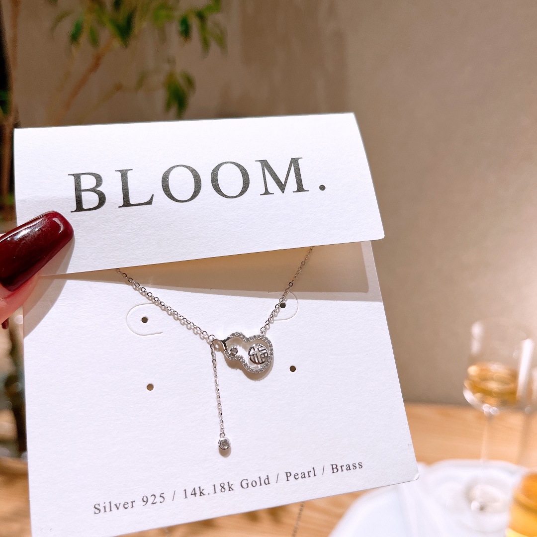 Low Allergy Silver Necklace Light Luxury Christmas Silver