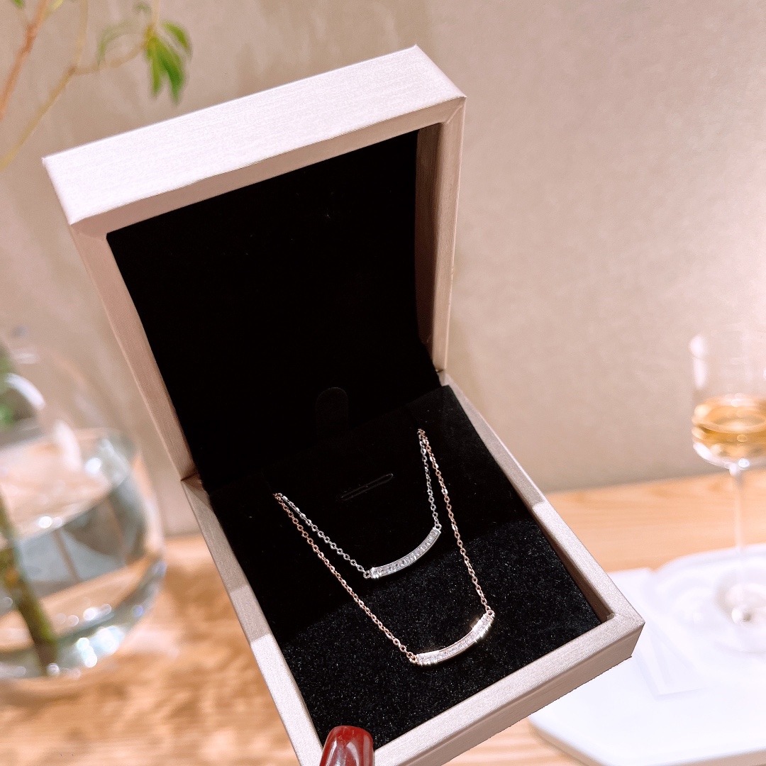 ロマンチックファインシルバーネックレスシルバー 卒業