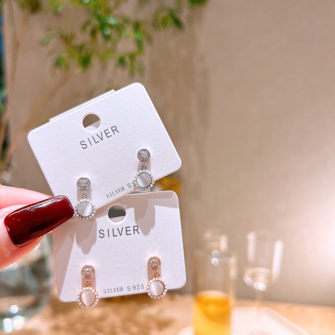 フレッシュ高品質シルバーイヤリングゴールド 卒業