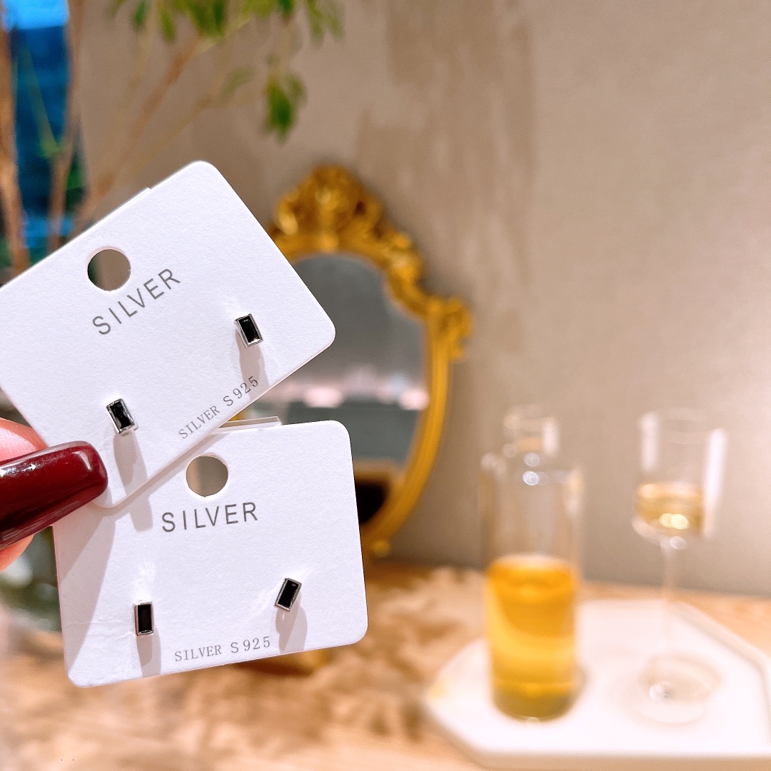 インスタ風低アレルギー銀イヤリングシルバー 記念日