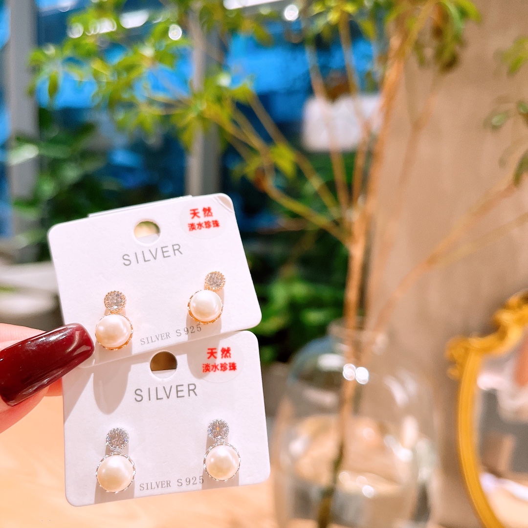 Low Allergy Silver Freshwater Pearl Studs Dainty Proposal Gold