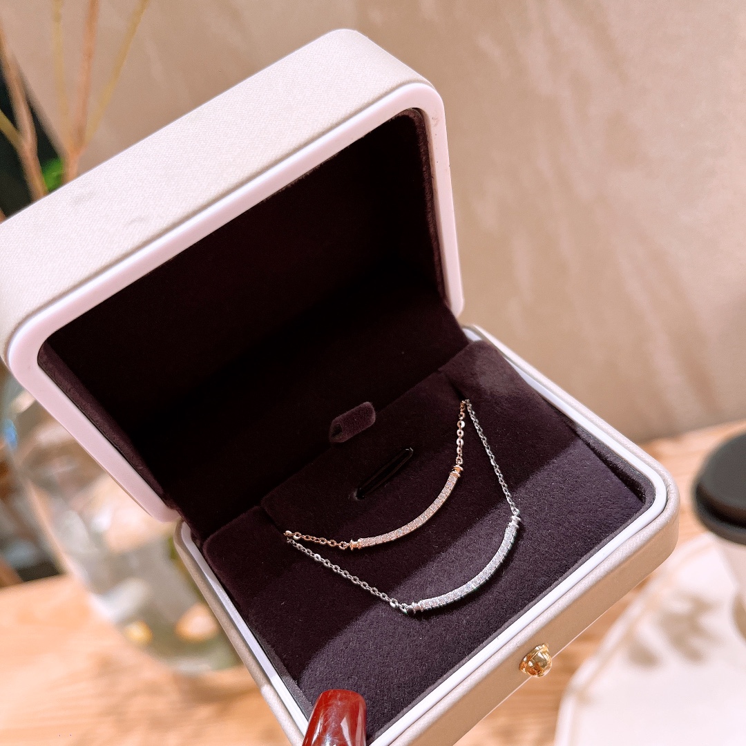 High Polish Silver Necklace Soft Travel Silver