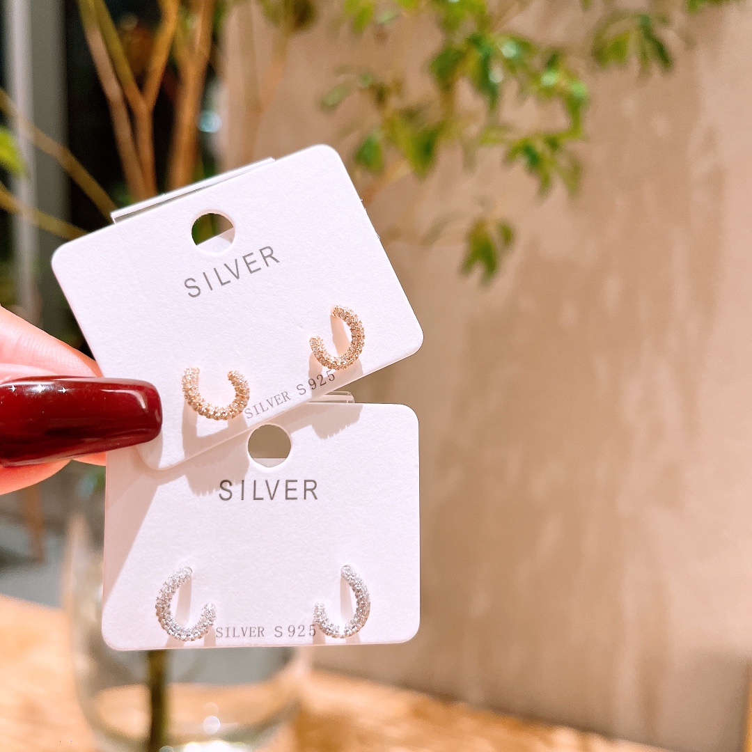 高級感S925スターリングシルバーイヤリングシルバー 通勤