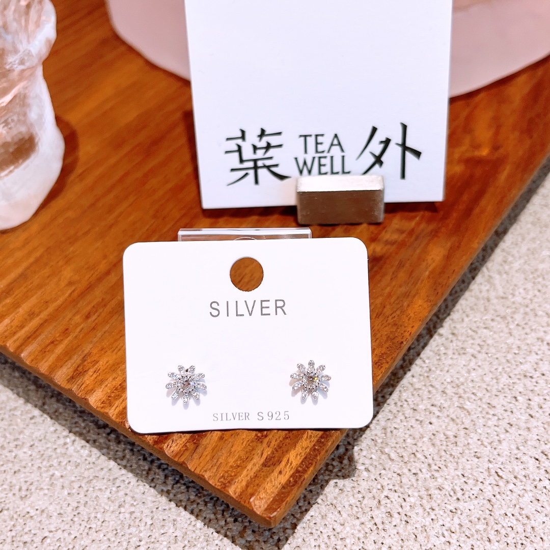 High Polish Silver Earrings Lively Gift for Her Silver