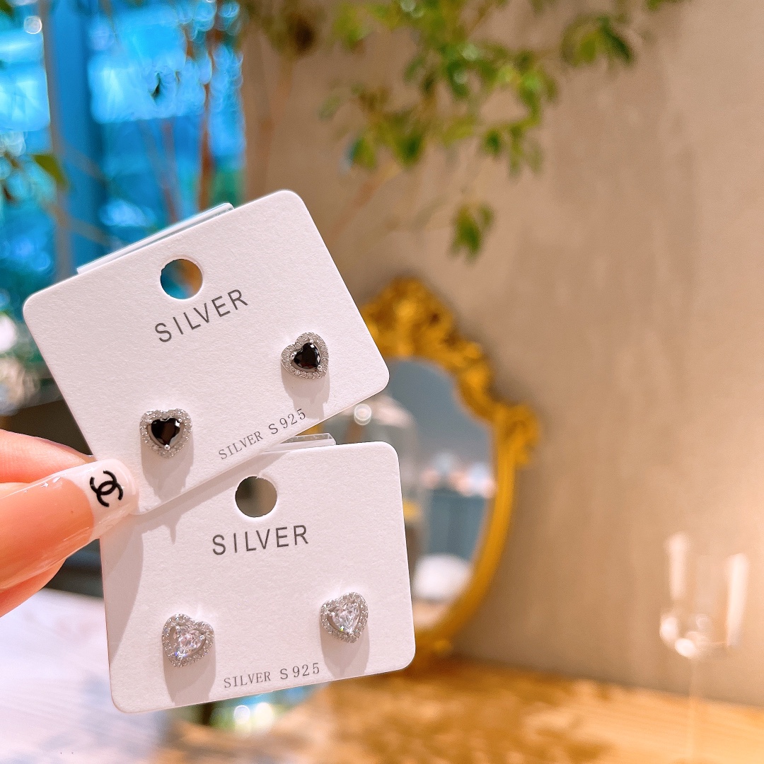 Solid Silver Earrings Light Luxury Graduation Silver