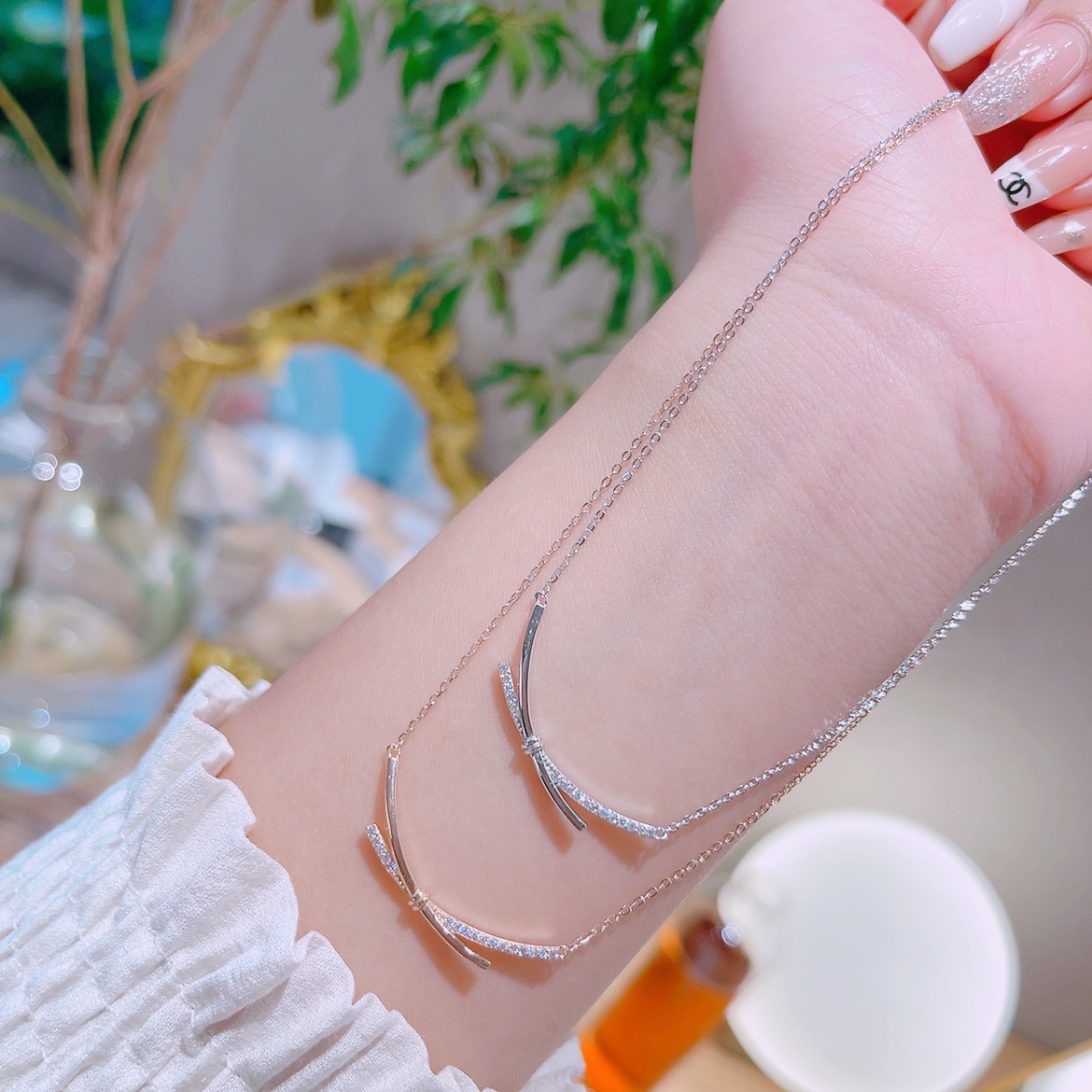 Fine Silver Necklace Lively Office Gold