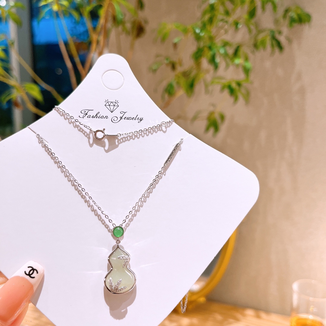Nickel Free Silver Hetian Jade Necklace Chic Self-love Silver