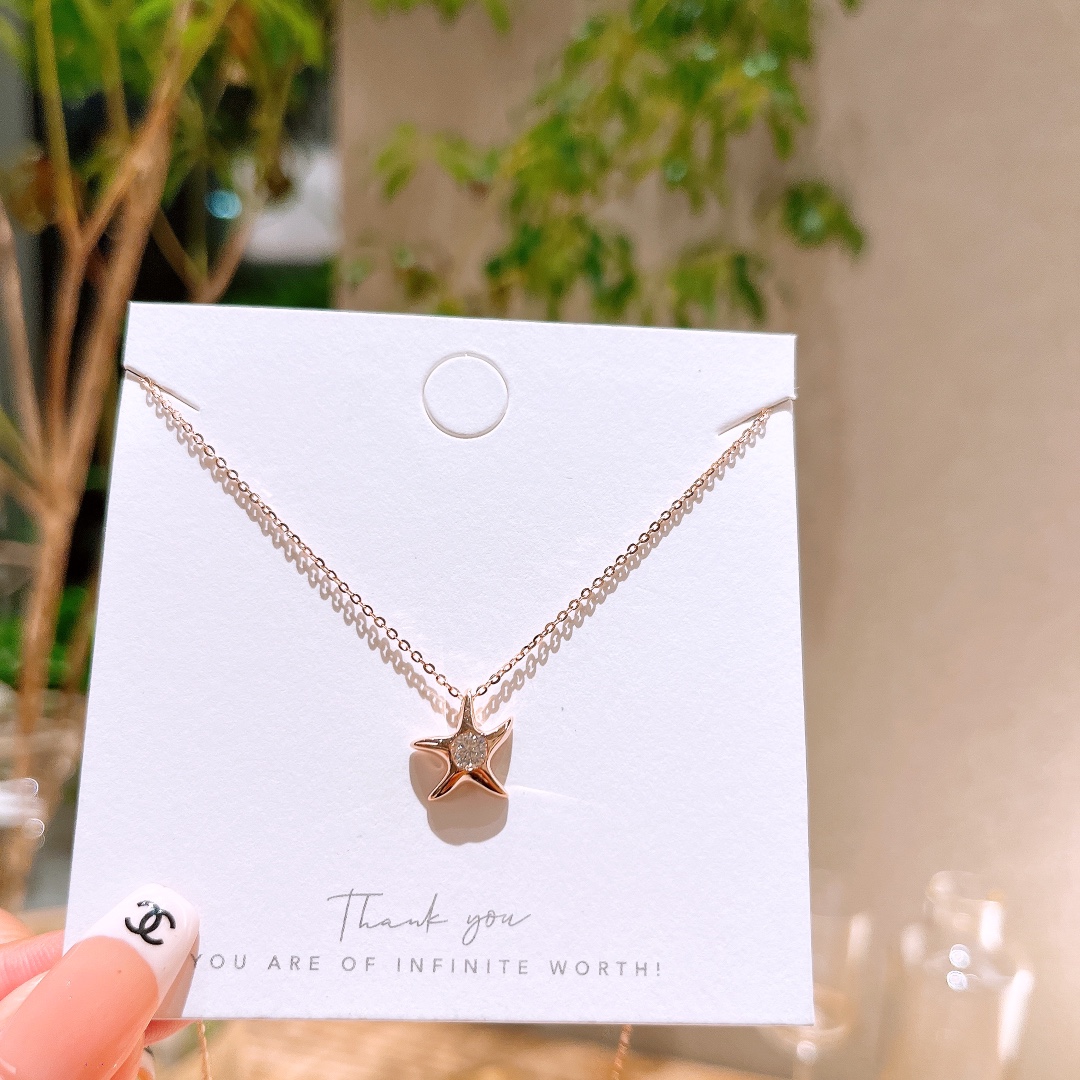 ラグジュアリーアレルギー対応シルバーモアッサナイトネックレスシルバー 通勤