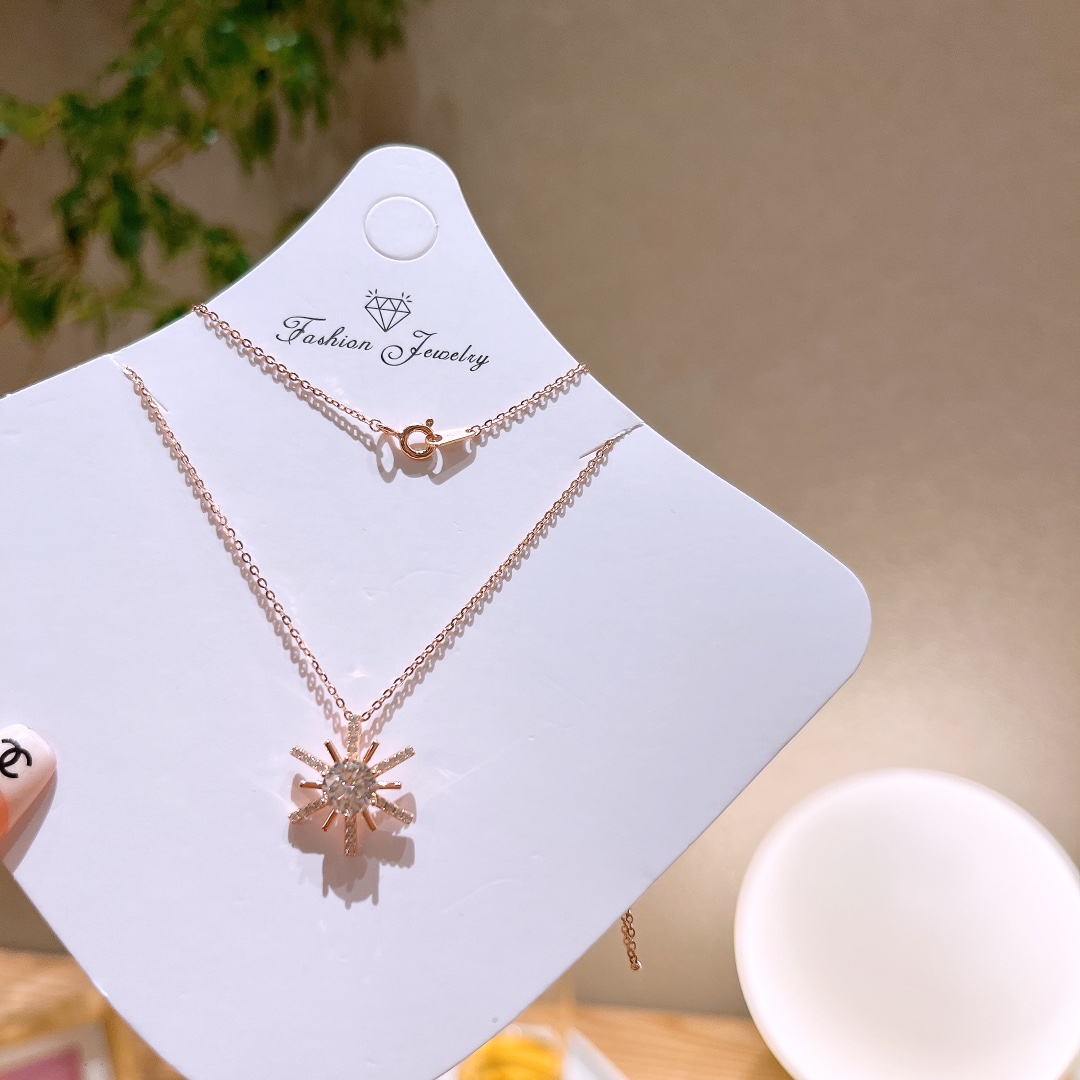 Fine Silver Moissanite Necklace Soft Everyday Wear Gold