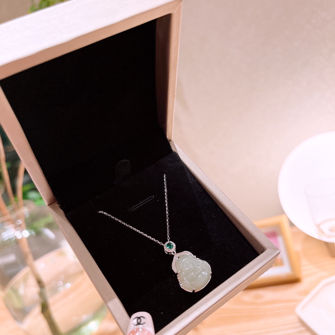 Hypoallergenic Silver Hetian Jade Necklace French Annual Party Silver