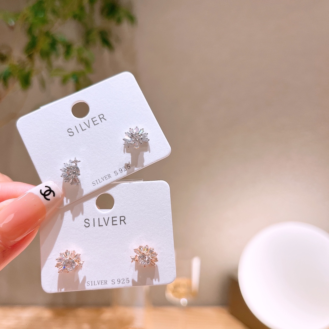 精巧S925スターリングシルバーイヤリングシルバー 旅行
