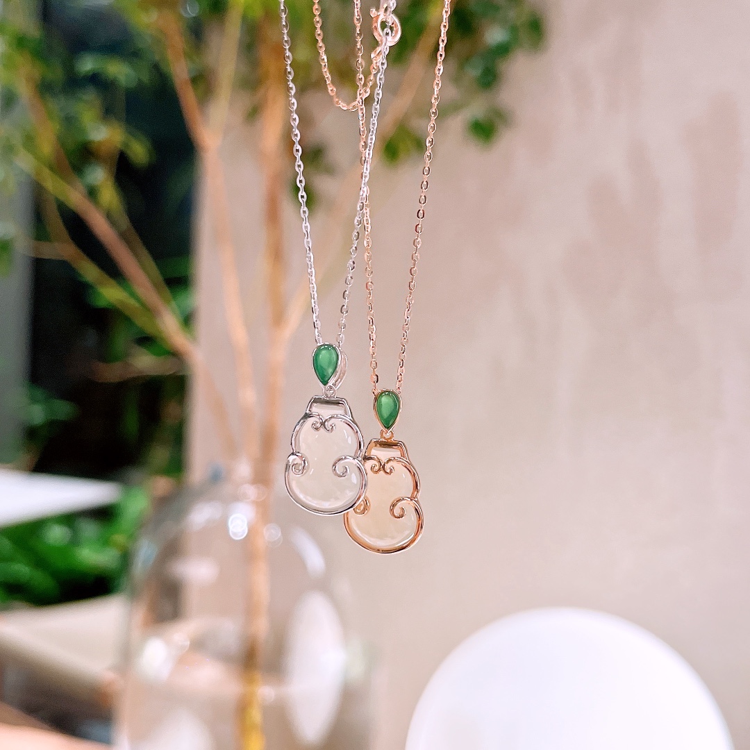 Nickel Free Silver Hetian Jade Necklace Sweet & Cool Wedding Gold