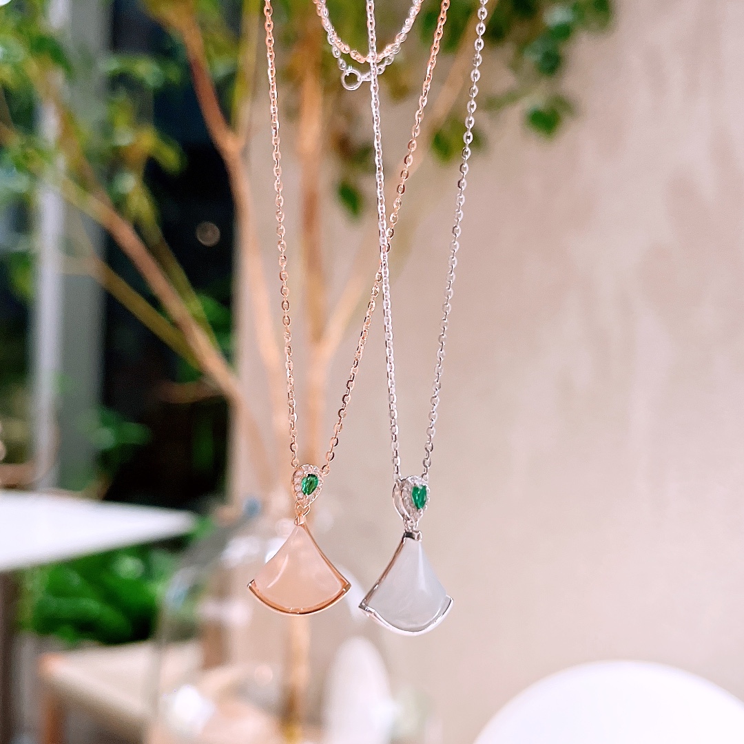 Solid Silver Hetian Jade Necklace Artistic Date Night Silver