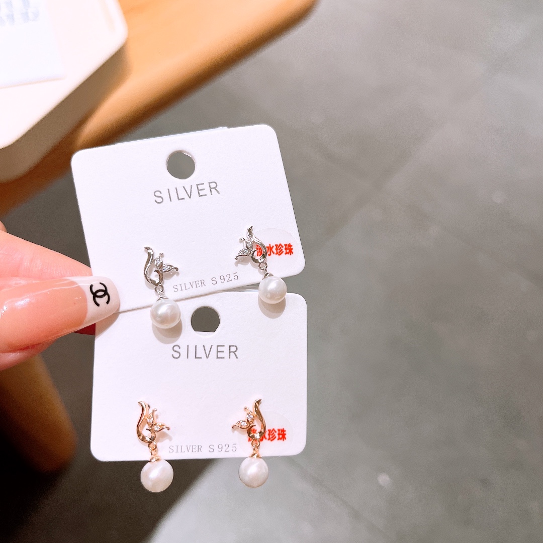 Fine Silver Freshwater Pearl Studs Romantic Party Silver