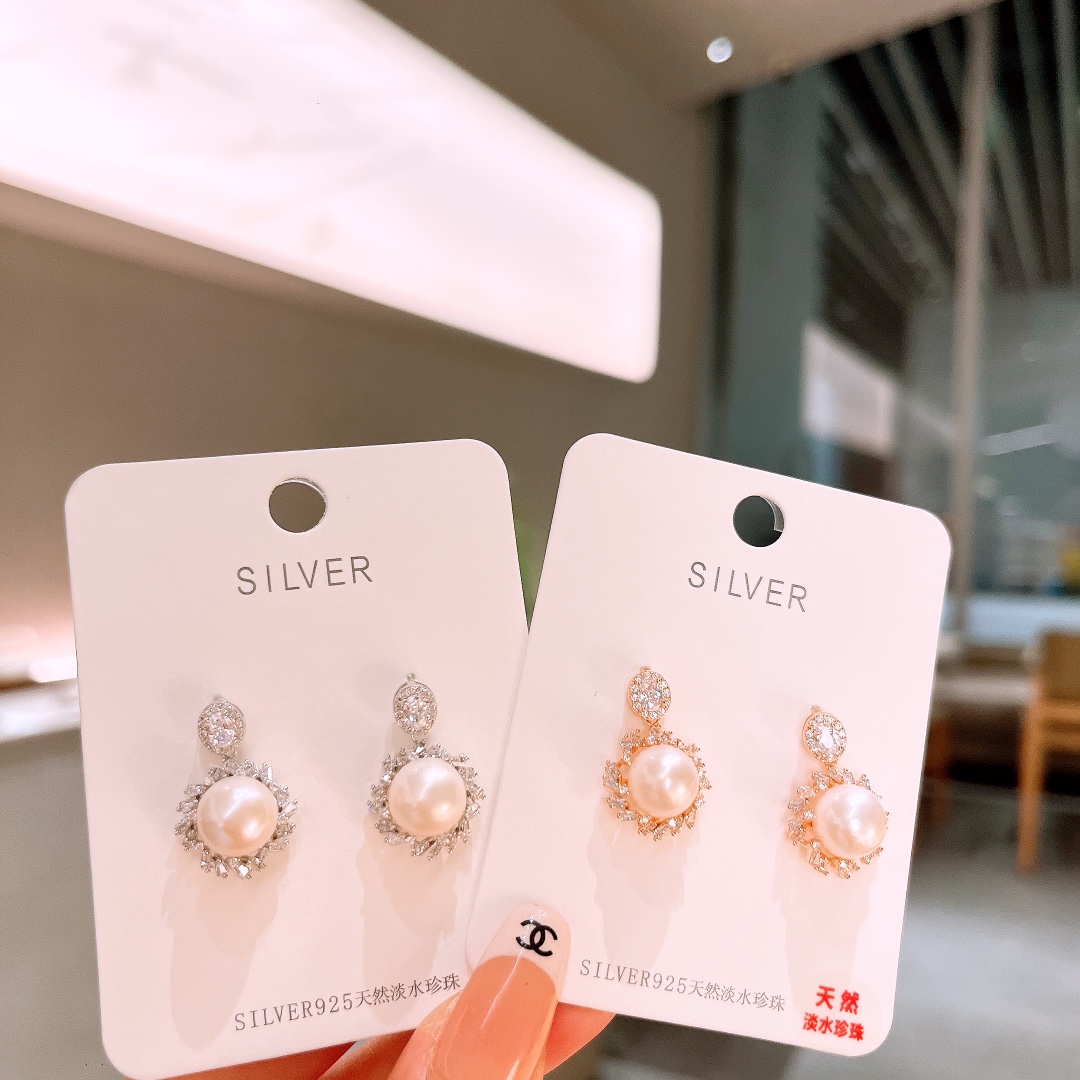 S925 Sterling Silver Freshwater Pearl Studs Korean Style Housewarming