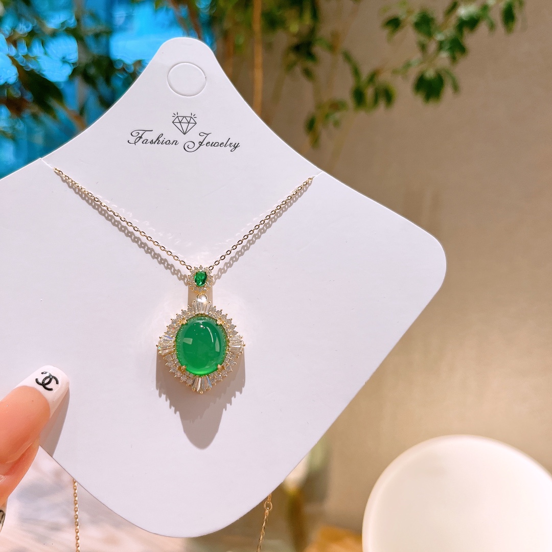 Nickel Free Silver Green Chalcedony Necklace Gentle Date Night Gold