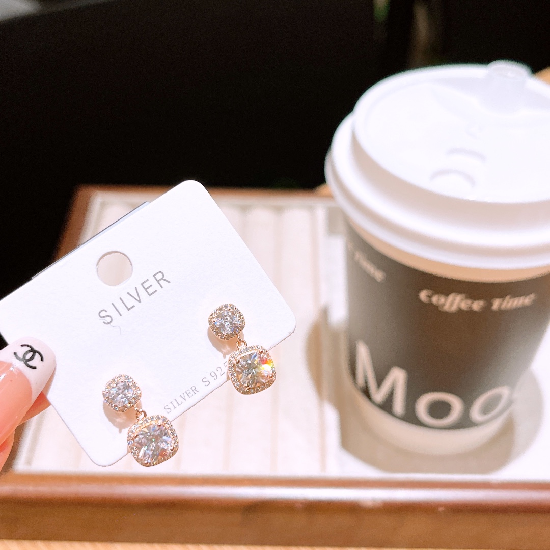 Solid Silver Earrings Precision Spring Festival Gold