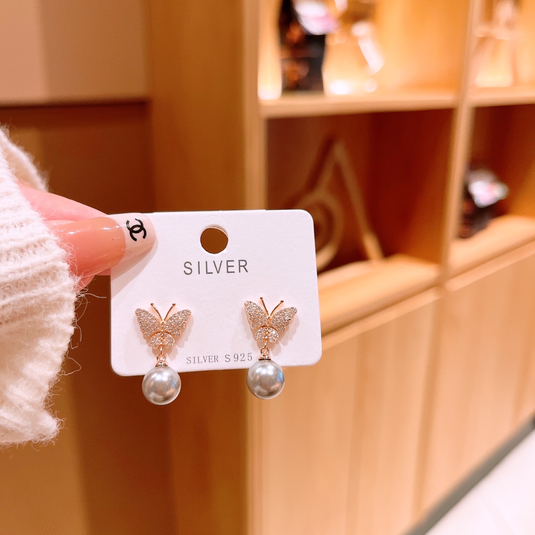 軽やかファインシルバーイヤリングゴールド 新年