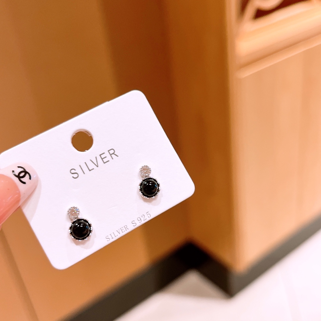 繊細アレルギー対応シルバーイヤリングシルバー 婚姻届提出