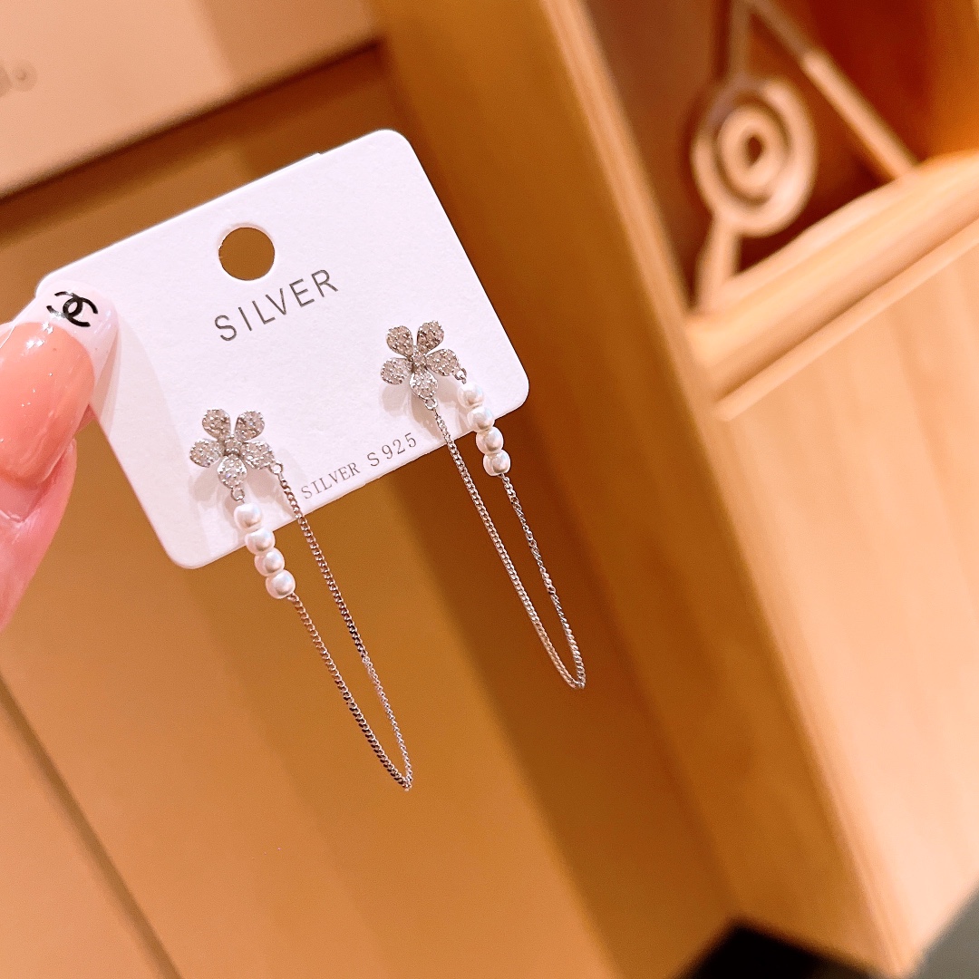 ミニマリスト低アレルギー銀イヤリングシルバー 婚姻届提出