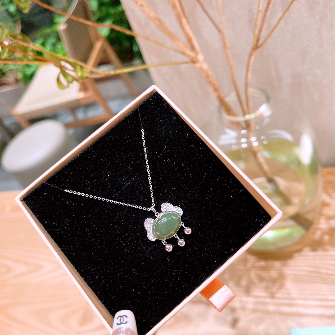 Low Allergy Silver Hetian Jade Necklace Minimalist New Year Silver