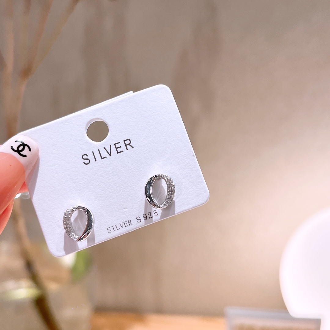 Hypoallergenic Silver Earrings Minimalist Housewarming Silver