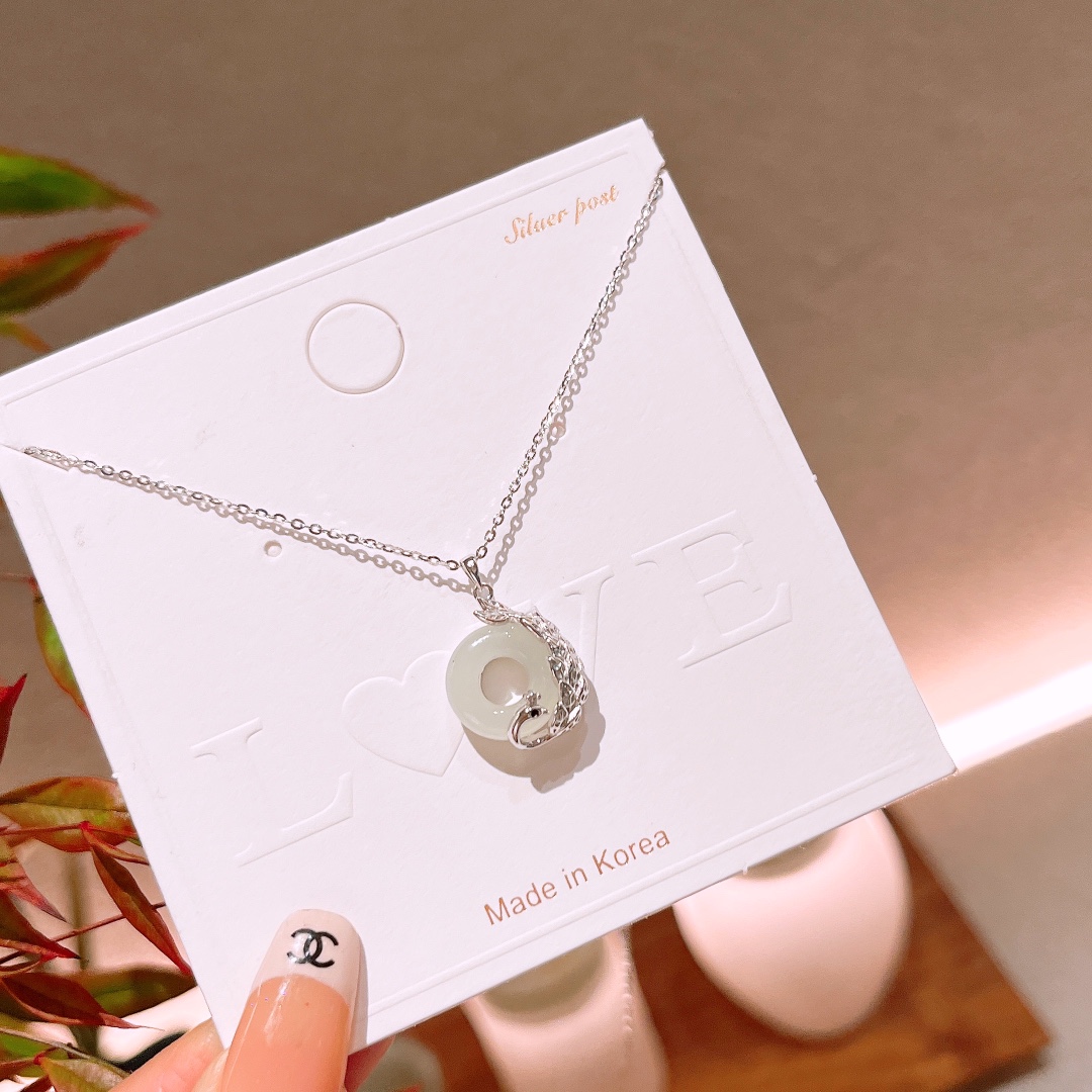 925 Silver Hetian Jade Necklace Sweet & Cool Workplace Silver