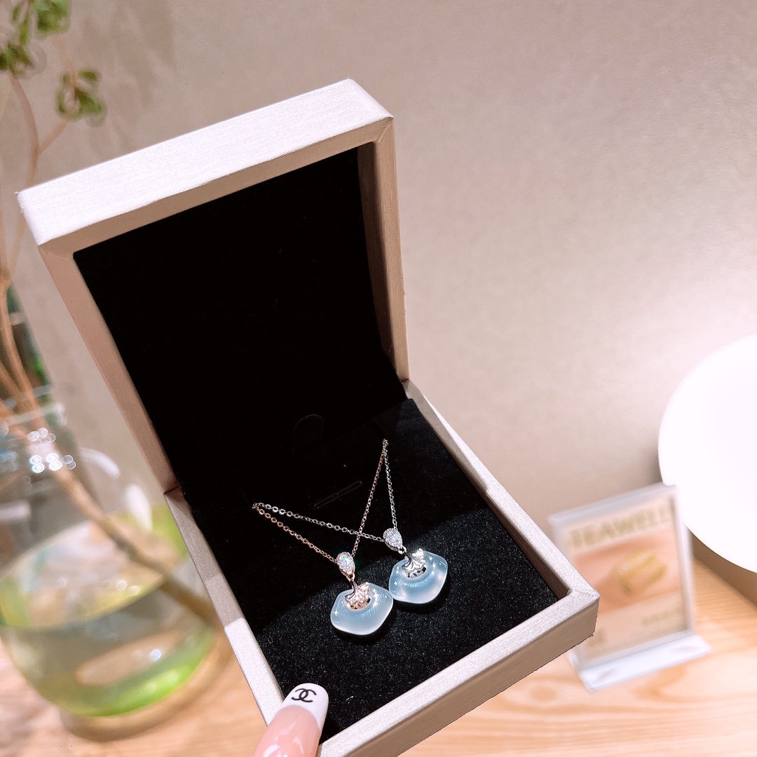 Solid Silver Necklace Intellectual Engagement Gold