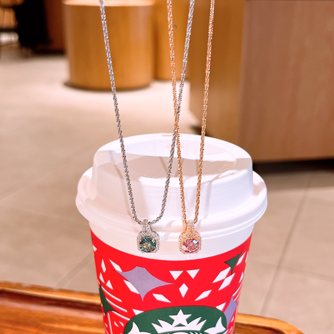 Hypoallergenic Silver Moissanite Necklace Gentle Housewarming Gold