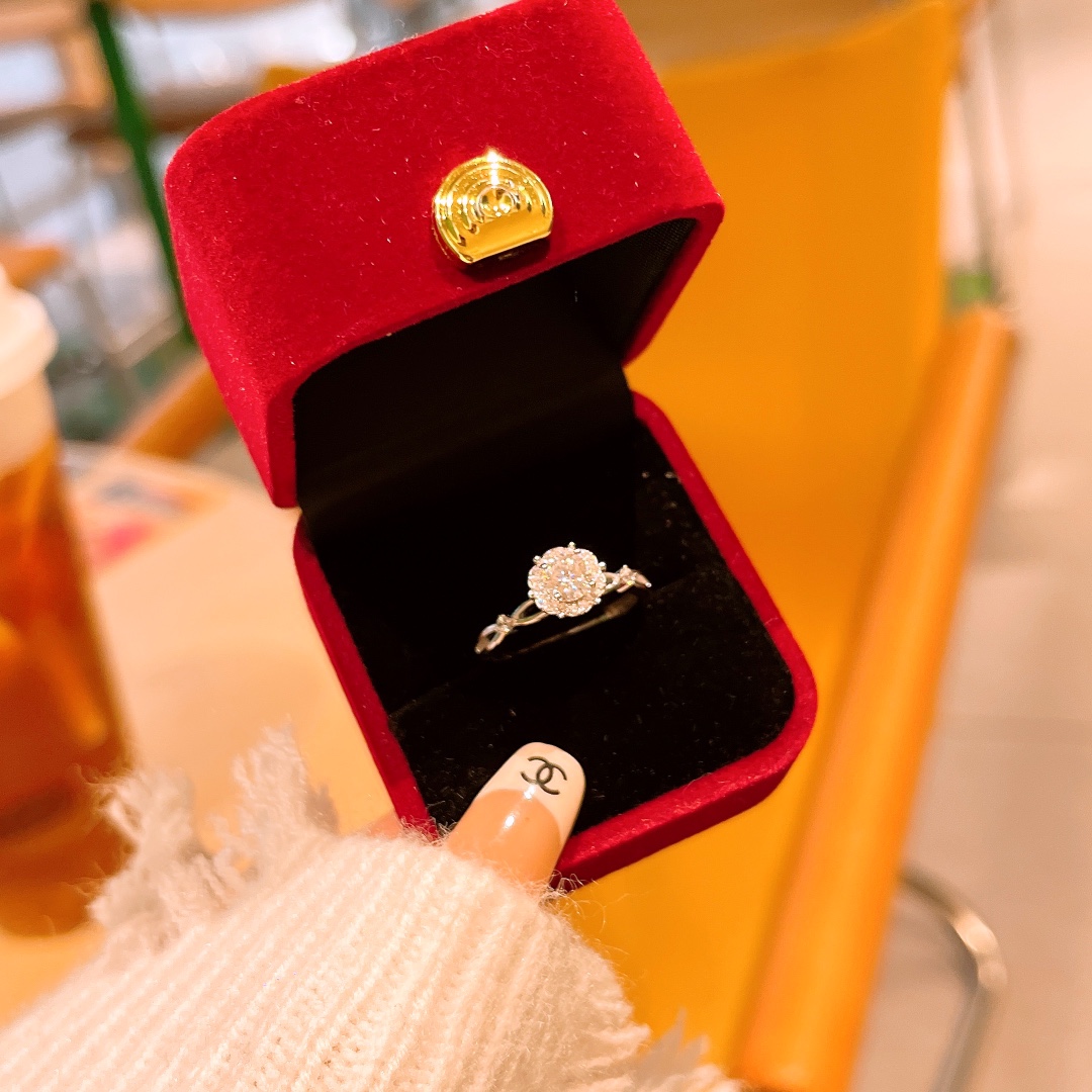 Hypoallergenic Silver Moissanite Ring Precision Wedding Favor Gold