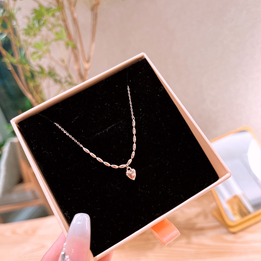 Low Allergy Silver Necklace Lively Housewarming Gold