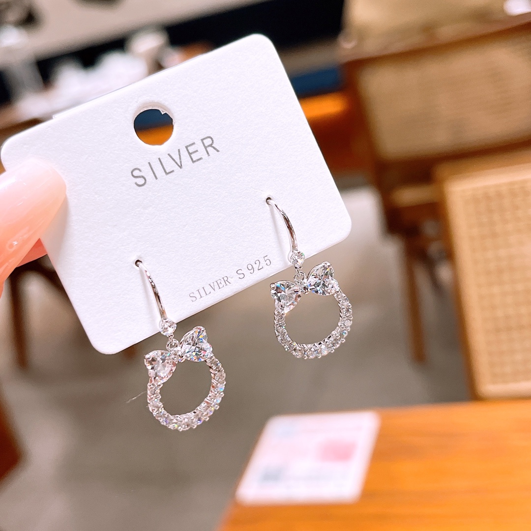 軽やかアレルギー対応シルバードロップ＆スレッドイヤリングゴールド プロポーズ