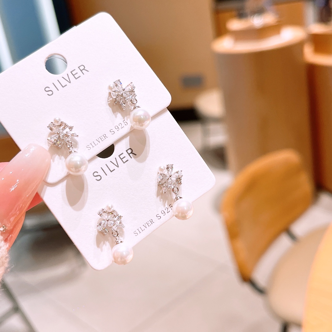 High Polish Silver Earrings Gentle Wedding Registration Silver