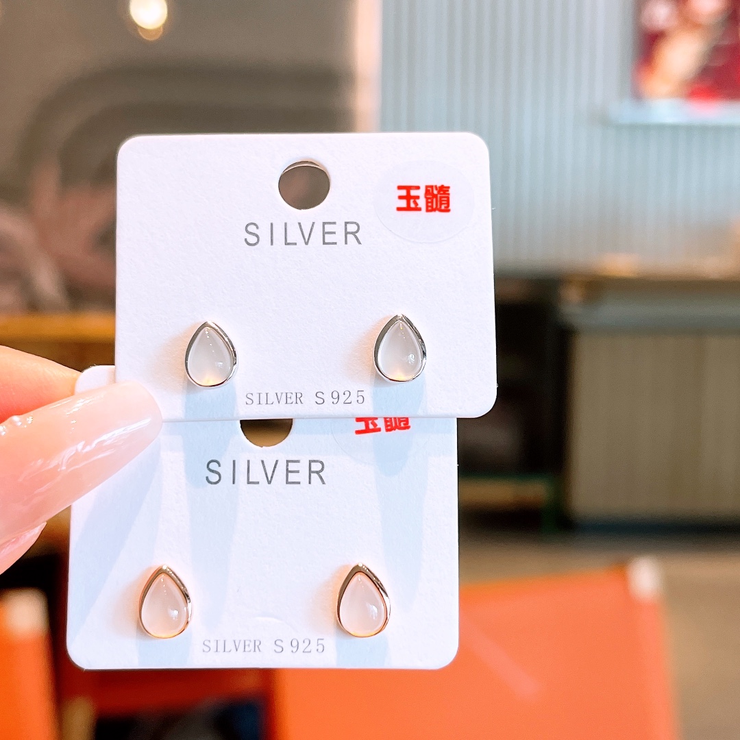 Hypoallergenic Silver Earrings Soft Everyday Wear Silver